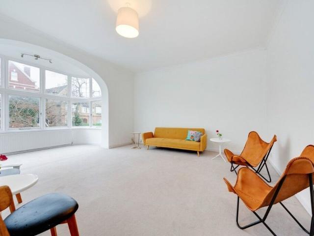 Apartment for rent in West Hampstead, Isle Of Man