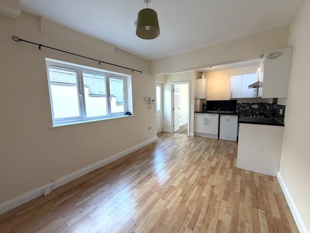 Apartment for rent in Horfield, Bristol
