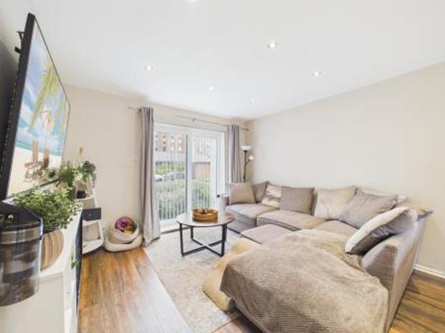 Apartment for rent in Calderstones