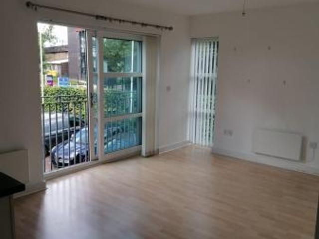 Apartment for rent in Dukinfield, Tameside