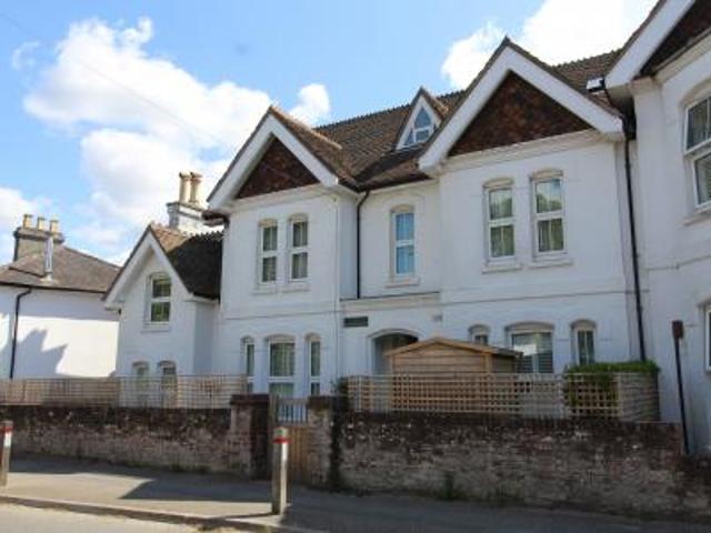 Apartment for rent in Burton and Winkton, Burton
