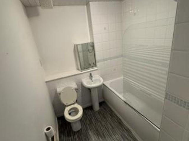 Apartment for rent in Mosside, Coatbridge