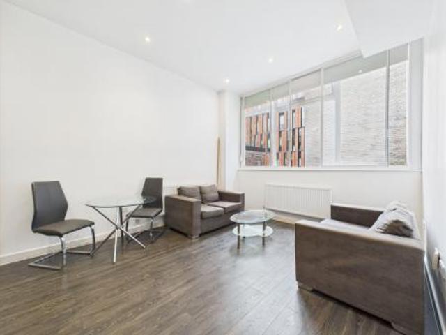Apartment for rent in Calderstones