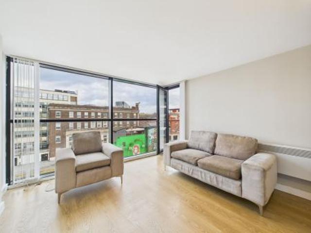 Apartment for rent in Calderstones