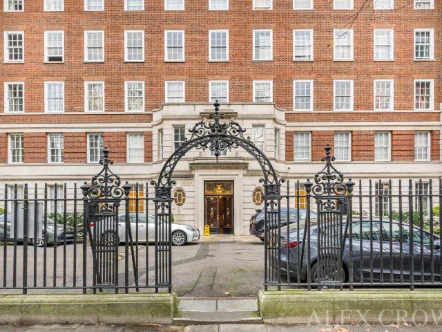 Apartment for rent in St. John's Wood, Greater London