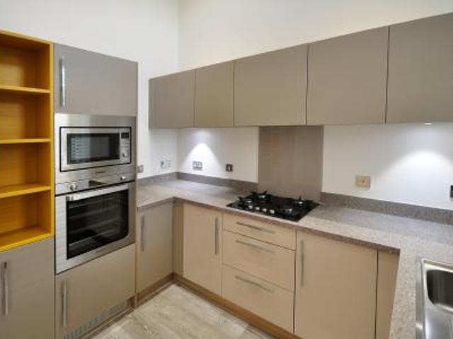 Apartment for rent in Tranmere Park, West Yorkshire