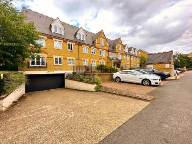 Apartment for rent in North Watford