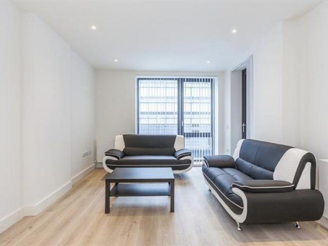 Apartment for rent in Aberfeldy Village, Greater London