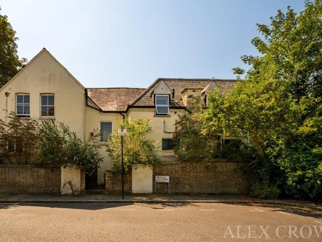Apartment for rent in Holloway, Greater London