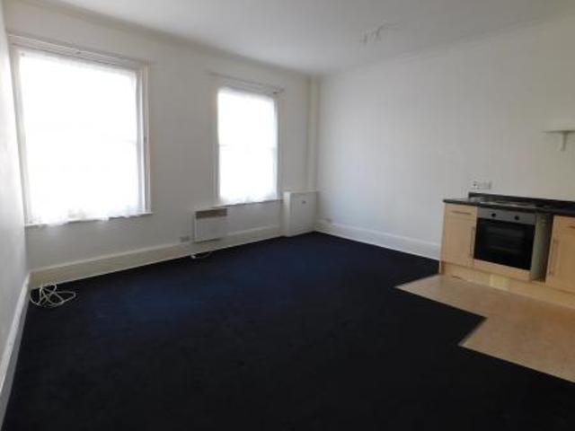 Apartment for rent in Sheerness, Oad Street