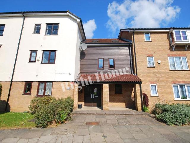 Apartment for rent in Alperton, Greater London