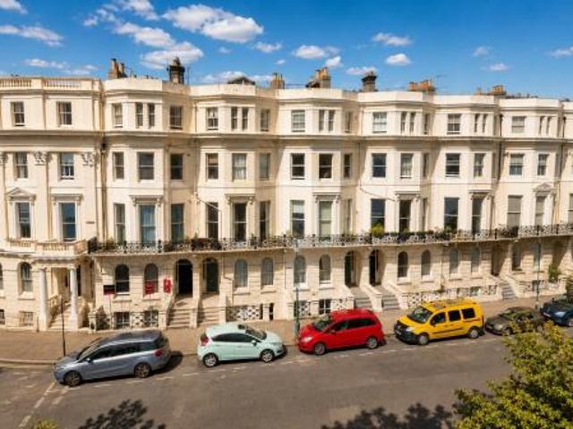 Apartment for rent in Aldrington
