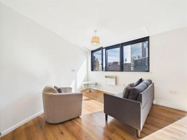 Apartment for rent in Calderstones