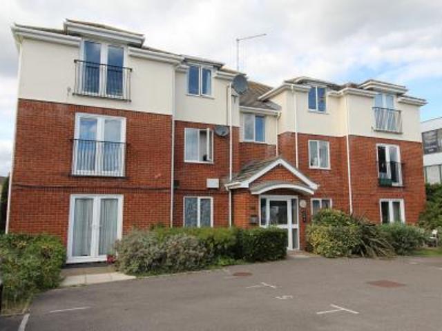 Apartment for rent in Somerford, Christchurch