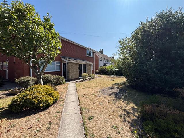 Apartment for rent in Little Altcar, Sefton