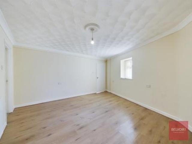 Apartment for rent in Hafod, Swansea