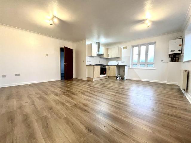 Apartment for rent in Broxbourne, Hertfordshire