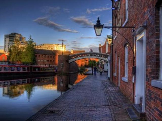 Apartment for rent in Park Central, Birmingham
