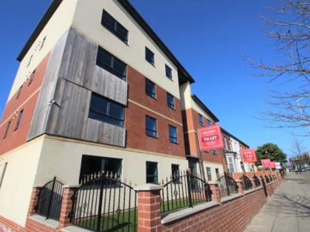 Apartment for rent in Fernhill, Bury
