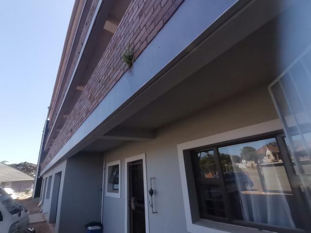 Apartment for rent in Seaview, Kwazulu-natal