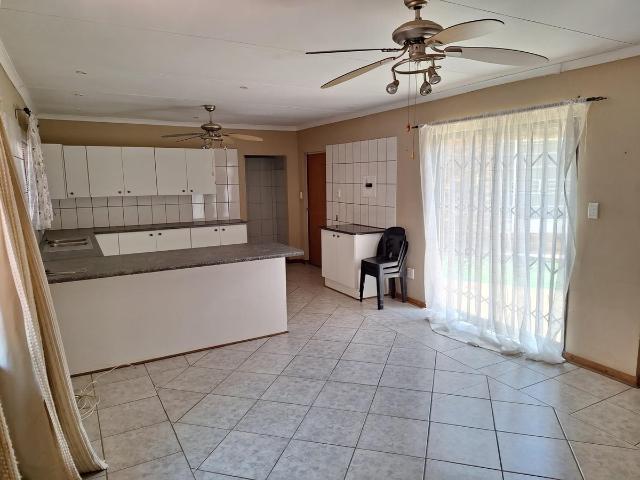 Apartment for rent in Tlhabane, North West