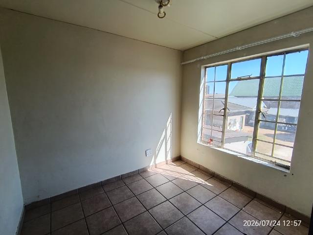 Flat for rent in Ekurhuleni, Gauteng