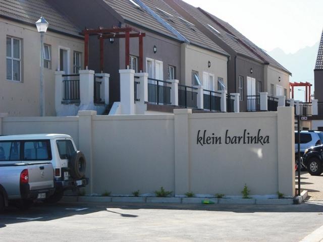 Apartment for rent in Panorama, Western Cape