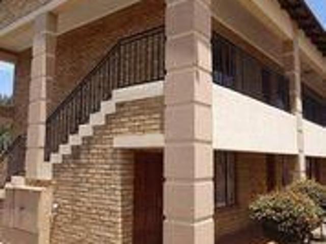 Apartment for rent in Mohlakeng, Gauteng