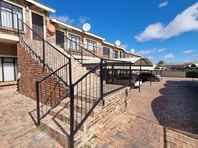 Apartment for rent in Mohlakeng, Gauteng