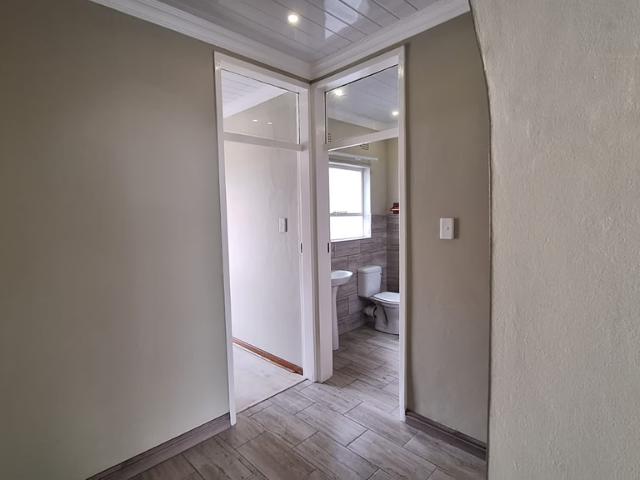 Flat for rent in Lejweleputswa, Free State
