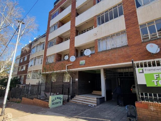 Apartment for rent in Vosloorus, Gauteng