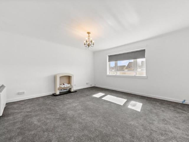 Apartment for rent in West Craigs, Blantyre