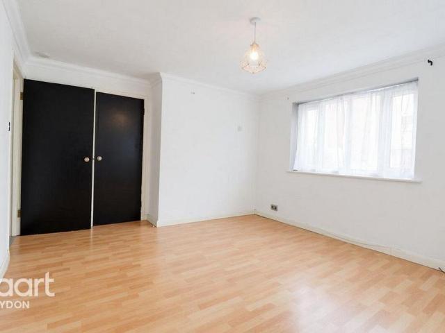 Apartment for rent in London Borough of Croydon, Greater London