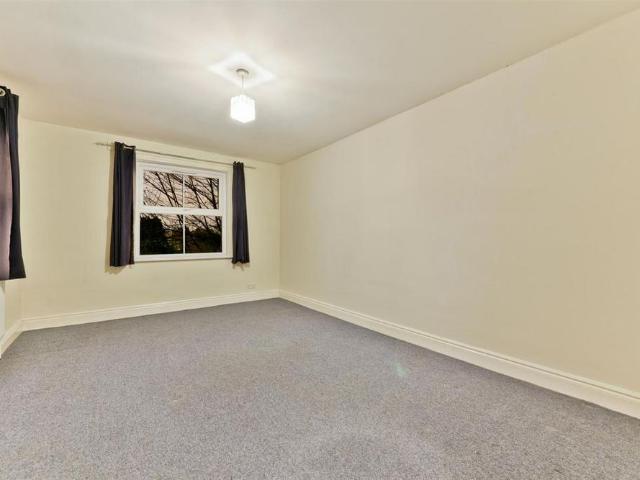 Apartment for rent in London Borough of Lewisham, Forest Hill