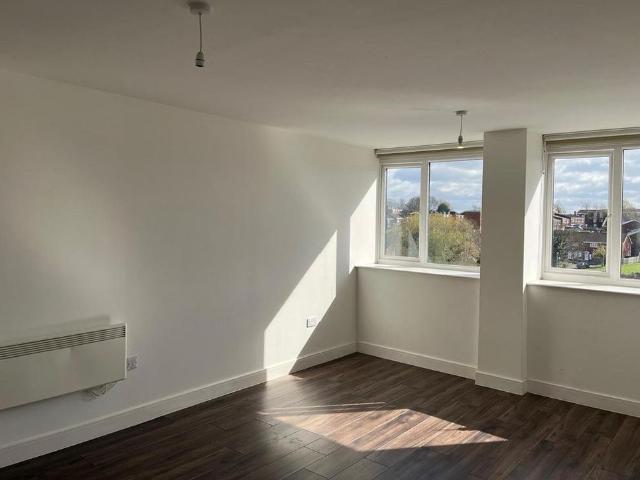 Apartment for rent in Blackpole, Worcestershire
