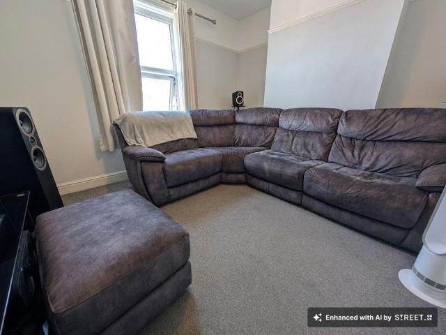 Apartment for rent in St James, Southampton