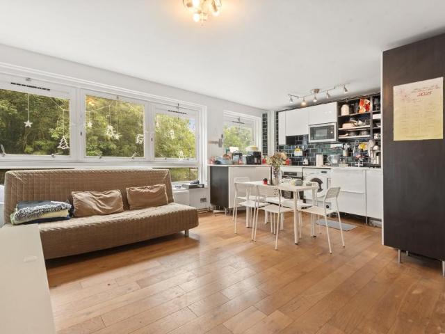 Flat for rent in Barnsbury, Isle Of Man