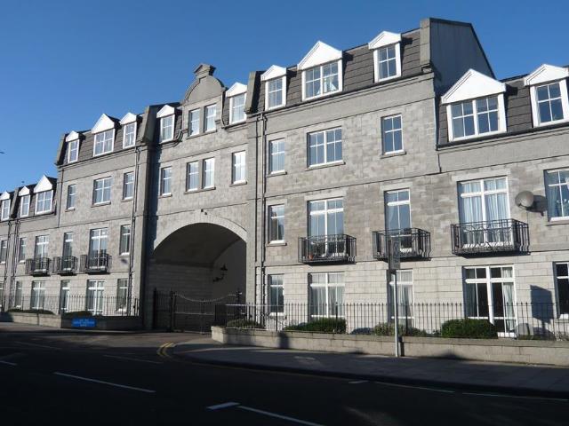 Flat for rent in Ashley, Ballindoch