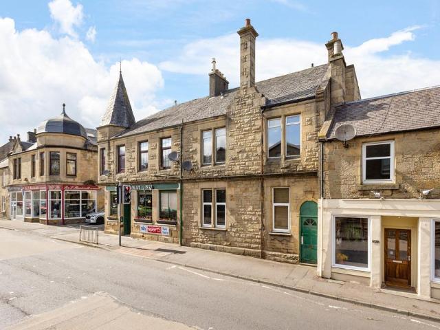 Flat for rent in West Calder, Scotland