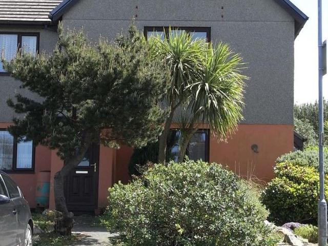 Apartment for rent in Trewellard, St Just