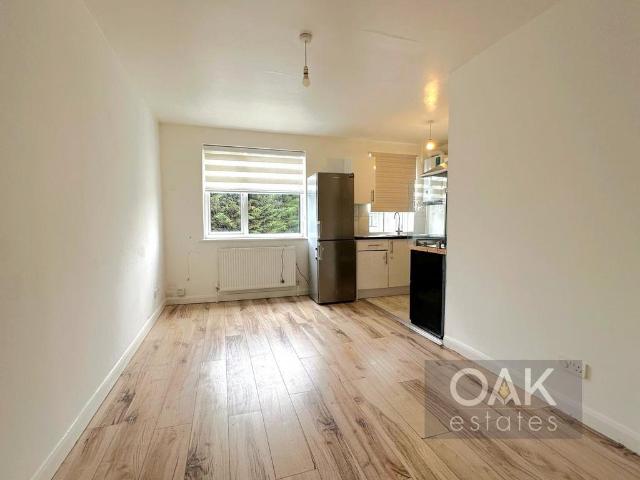 Flat for rent in Broxbourne, Hertfordshire