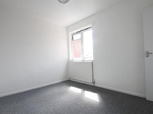 Apartment for rent in Oakfield, Ryde