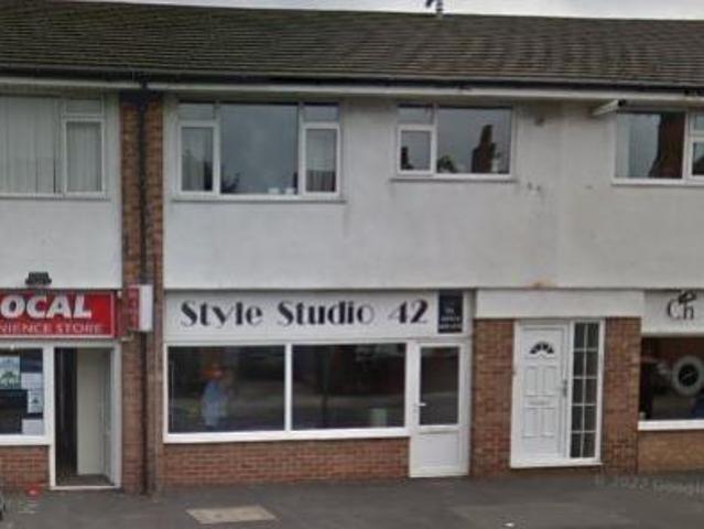 Flat for rent in Little Altcar, Sefton