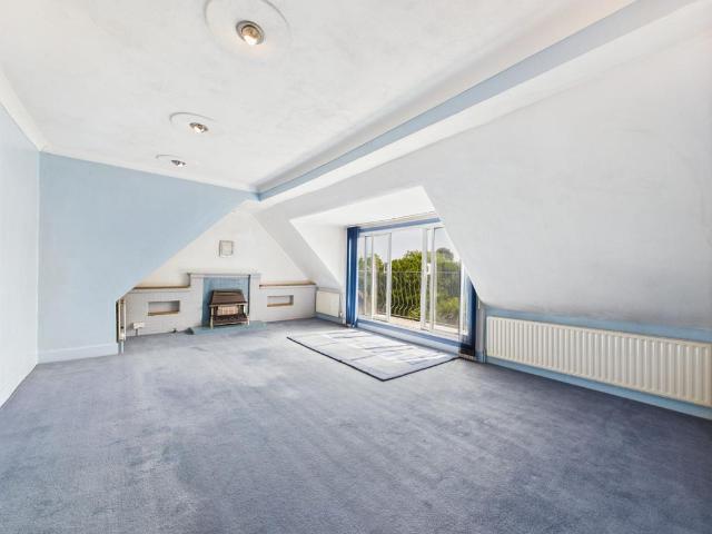 Flat for rent in Bromley, Shortlands