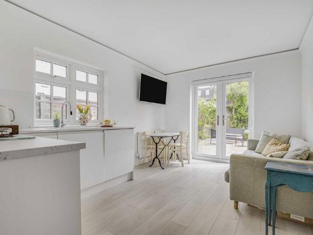 Apartment for rent in Hammersmith, Cat Hill