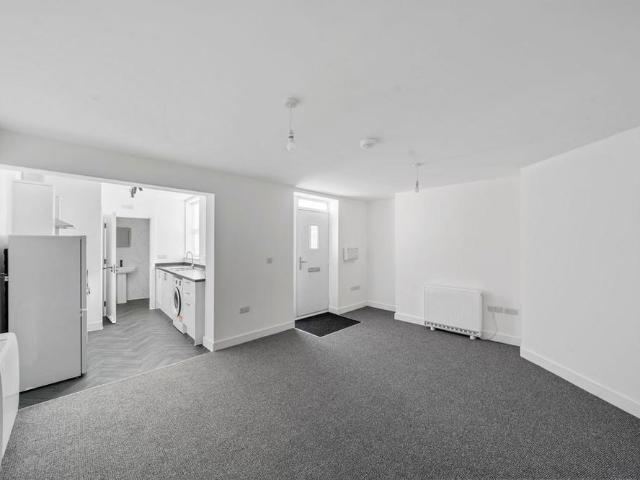 Apartment for rent in Leigh, Wigan