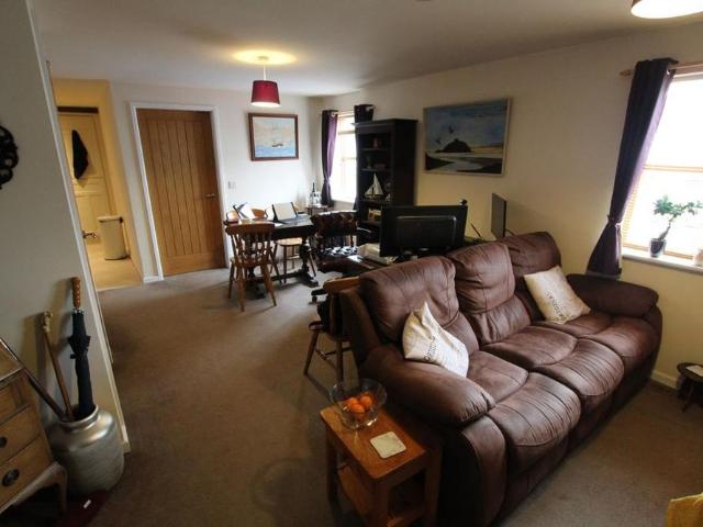 Apartment for rent in Gawthorpe, West Yorkshire