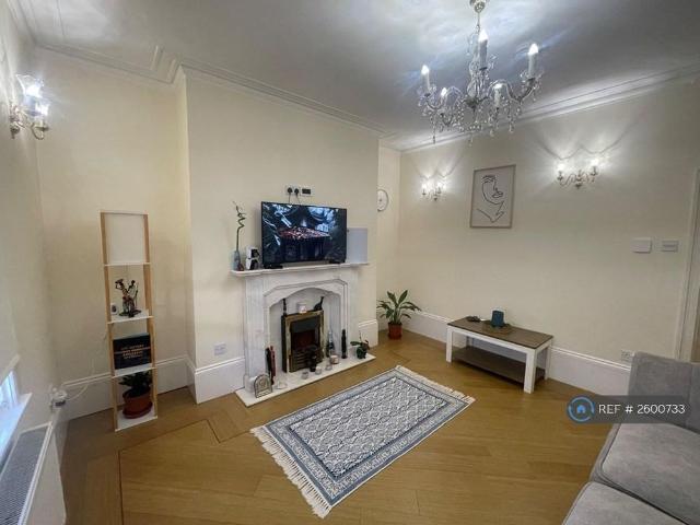 Apartment for rent in Milverton, Green Close