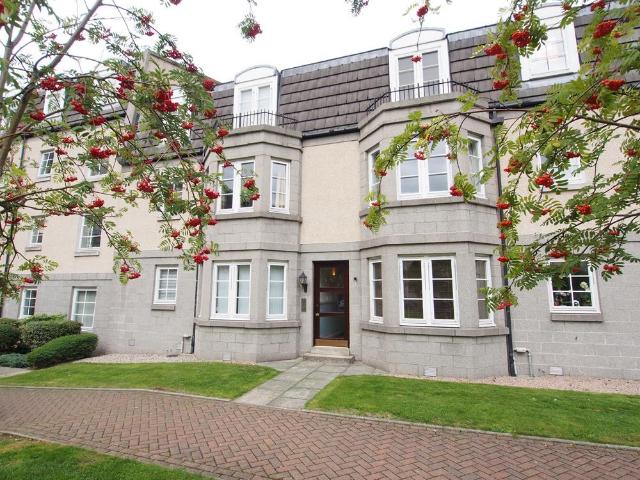 Flat for rent in Ferryhill, Ballindoch
