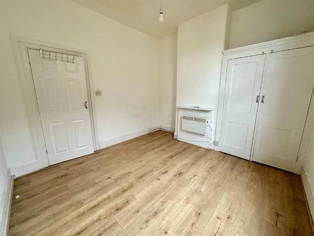 Apartment for rent in Priddy's Hard, Middlecroft